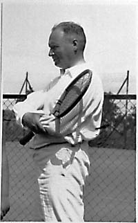 Picture of Paul on the tennis court